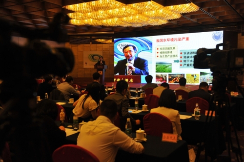 這是5月15日拍攝的論壇現(xiàn)場。