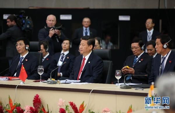 7月15日，國家主席習(xí)近平在巴西福塔萊薩出席金磚國家領(lǐng)導(dǎo)人第六次會(huì)晤。 新華社記者 蘭紅光 攝