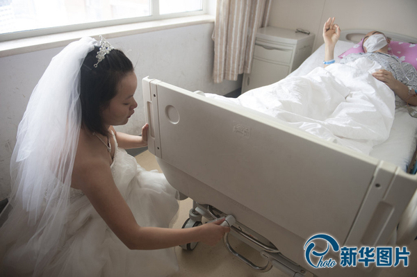 向華求婚成功，小情侶立刻從童話中返回現(xiàn)實，向華不顧忌自己穿著婚紗，像平常一樣照顧起李真，李真對她擺出一個“OK”的手勢，表示床的高度合適了。未來這對情侶還要面對更多考驗。