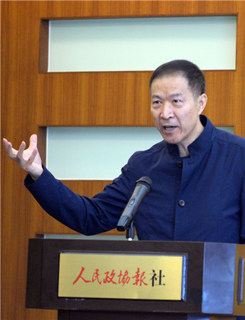 03著名經(jīng)濟學(xué)家、中國僑商聯(lián)合會常務(wù)副會長華生_副本