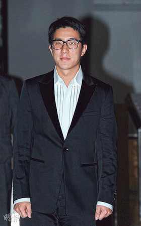 房祖名處于偵查期，暫時(shí)不可以保釋，連親人也不可探望。 圖片來(lái)源：香港《明報(bào)》。