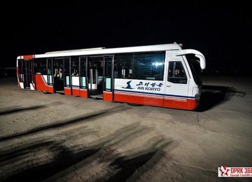 機場的擺渡車。