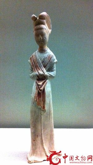 女俑，唐代，陜西歷史博物館藏。