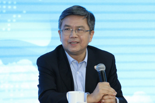 全國人大代表、南開大學校長龔克做客中國青年網(wǎng)“兩會大家談”。中國青年網(wǎng)記者李延兵 攝