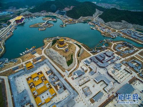 空中俯瞰圓明新園的“福?！保?月5日攝）。新華社記者徐昱攝
