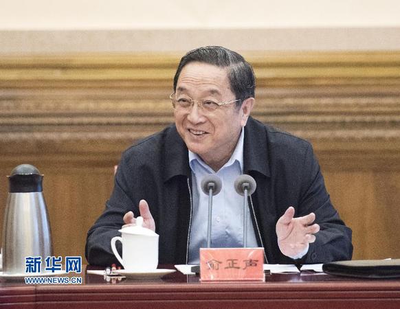 6月8日，中共中央政治局常委、全國(guó)政協(xié)主席俞正聲在北京主持召開調(diào)研協(xié)商座談會(huì)，邀請(qǐng)民革中央、民盟中央、民進(jìn)中央、臺(tái)盟中央、全國(guó)工商聯(lián)負(fù)責(zé)人和無黨派人士代表，就推進(jìn)“一帶一路”建設(shè)和制定“十三五”規(guī)劃建言獻(xiàn)策。新華社記者 王曄 攝