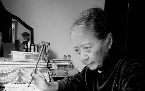 民國閨秀、“最后的才女”張充和6月18日下午一時(shí)在美國去世，享年102歲。合肥四姐妹成為絕響。