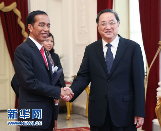 7月27日，全國(guó)政協(xié)主席俞正聲在雅加達(dá)會(huì)見印尼總統(tǒng)佐科。新華社記者姚大偉攝