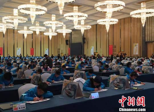 541名腦力運(yùn)動選手江蘇昆山角逐中國“最強(qiáng)大腦”