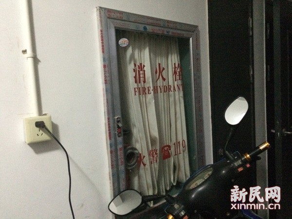 滬一高層民宅爆炸致2人死亡 居民：氣浪炸翻電梯門