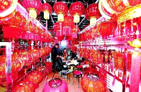 義烏國際商貿(mào)城是大眾創(chuàng)業(yè)的沃土。