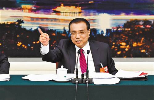 3月8日，中共中央政治局常委、國(guó)務(wù)院總理李克強(qiáng)參加十二屆全國(guó)人大四次會(huì)議重慶代表團(tuán)的審議。
