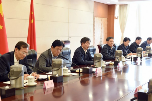 中央反腐敗協(xié)調(diào)小組國際追逃追贓工作辦公室召開會議。中央紀委監(jiān)察部網(wǎng)站 張祎鑫 攝