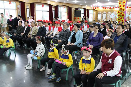 圖為省委常委、宣傳部長(zhǎng)梁偉年出席湖北省第二十六次全國(guó)助殘日系列活動(dòng)啟動(dòng)儀式