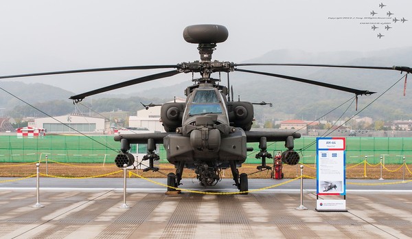 阿帕奇武裝直升機機炮 ，