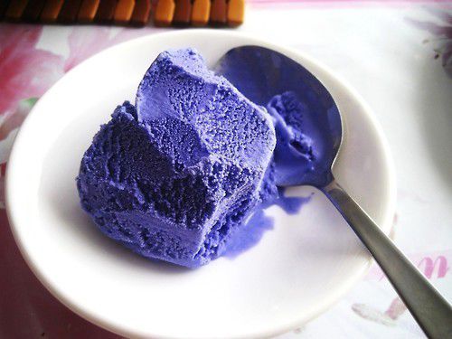 盤點(diǎn)奇葩冰激凌 母乳、偉哥冰激凌敢吃嗎