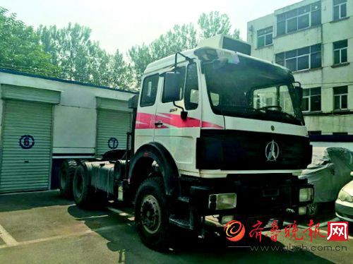 民警追回的被盜大貨車。