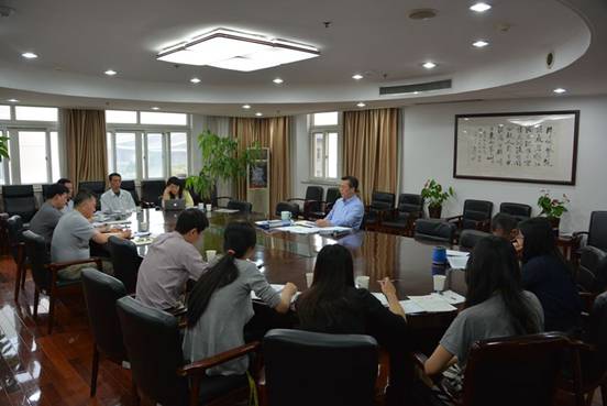 王永康與浙江省委統(tǒng)戰(zhàn)部研究室座談