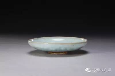 鈞窯天藍(lán)釉盤 北宋