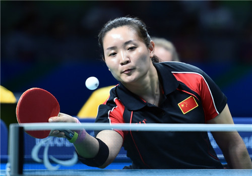 9月12日，在里約殘奧會(huì)乒乓球女子單打5級(jí)比賽中，中國(guó)選手張變獲得金牌。