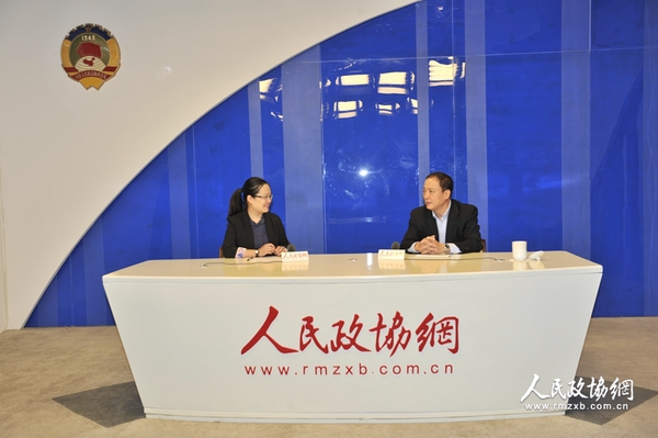 10月10日，北京市東城區(qū)政協(xié)主席邵鵬做客人民政協(xié)網(wǎng)，參與錄制“委員會(huì)客廳”。2