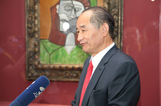 南京國際美術(shù)展創(chuàng)始人、百家湖國際文化投資集團董事長嚴陸根博士