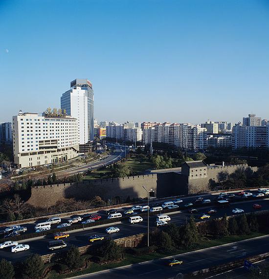 西便門外大街，明城墻遺址