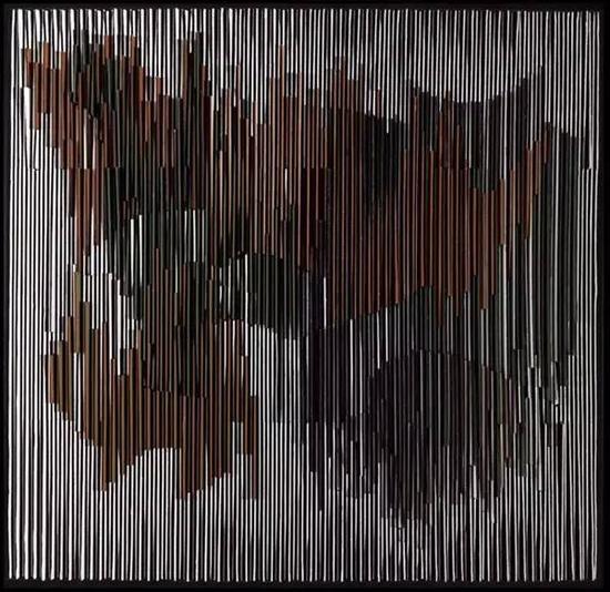 　　《光敏色素21號(hào)（Physichromie 21）》，卡洛斯?克魯茲- 迭茲（Carlos Cruz-Diez），紙板上木材和酪蛋白，1960年