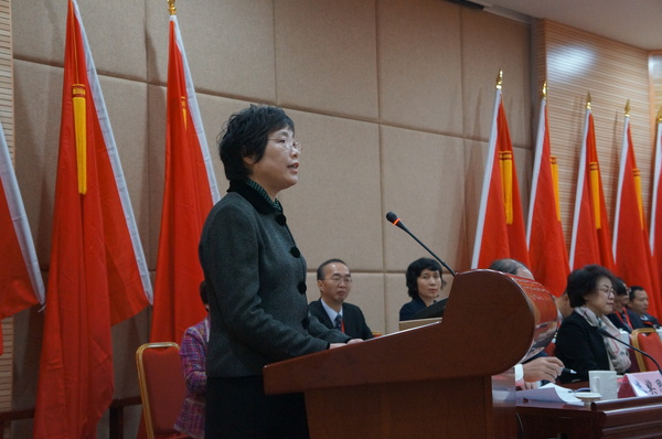 民建福建省委副主委程思怡講話。（記者 照寧攝）2