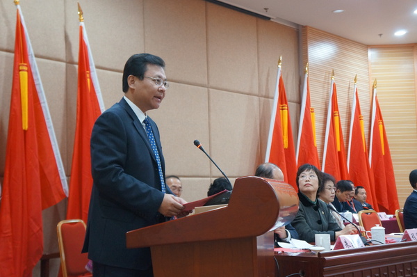 廈門(mén)市委常委、廈門(mén)市政法委書(shū)記李偉華致辭。（記者 照寧攝）3