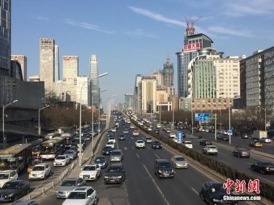 藍天下的北京。<a target='_blank' href='http://www.chinanews.com/'>中新社</a>記者 崔楠 攝