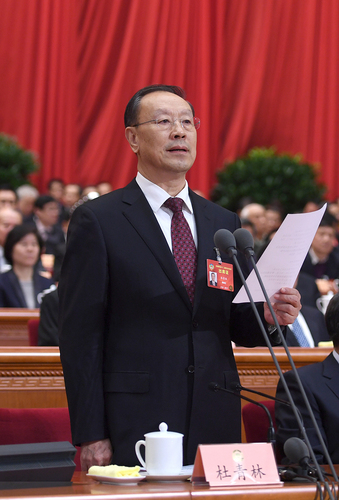 3月3日，中國(guó)人民政治協(xié)商會(huì)議第十二屆全國(guó)委京員會(huì)第五次會(huì)議在北人民大會(huì)堂開幕。全國(guó)政協(xié)副主席杜青林主持開幕會(huì)。