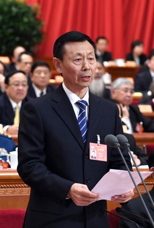 3月10日，全國政協(xié)十二屆五次會議在北京人民大會堂舉行第三次全體會議。陳曉光主持會議。新華社記者李學仁攝
