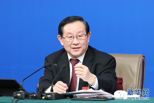 圖為科技部部長萬鋼回答記者提問。