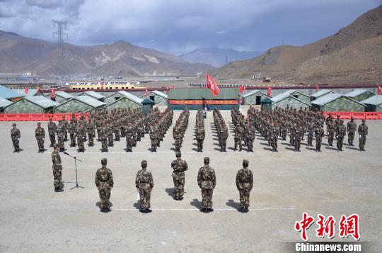 武警交通第二支隊(duì)四大隊(duì)專(zhuān)業(yè)練兵集訓(xùn)開(kāi)訓(xùn)典禮現(xiàn)場(chǎng) 郭江宸 攝