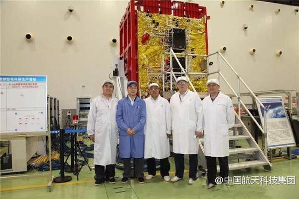 中國(guó)發(fā)射首顆高通量通信衛(wèi)星 飛機(jī)高鐵WiFi就靠它了