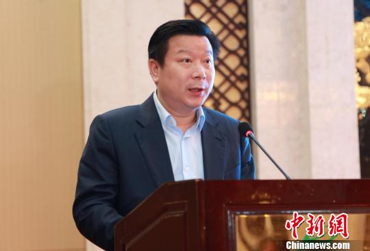江西撫州市委副書記、市長(zhǎng)張鴻星致辭?！∴嚾A 攝