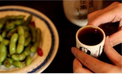 30年喝下3萬(wàn)多斤黃酒5
