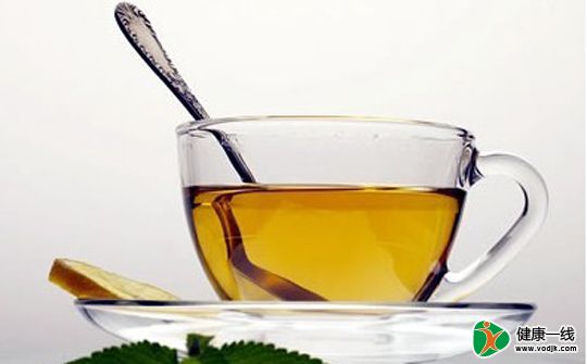 治療咽喉炎多喝蜂蜜苦丁茶