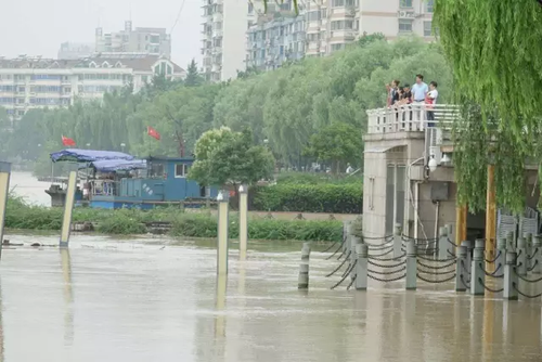 錢(qián)塘江流域暴發(fā)建國(guó)后第二大洪水 百年古橋被沖毀