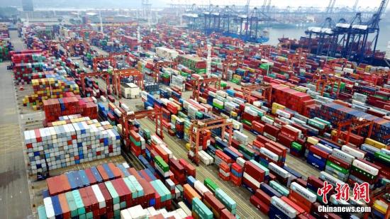 資料圖：航拍深圳鹽田港集裝箱碼頭。<a target='_blank' href='http://www.chinanews.com/'>中新社</a>記者 陳文 攝