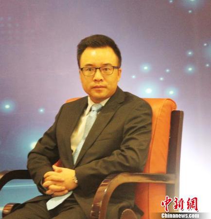 圖為印尼中國商會(huì)總會(huì)會(huì)長劉城出席論壇。　林永傳 攝