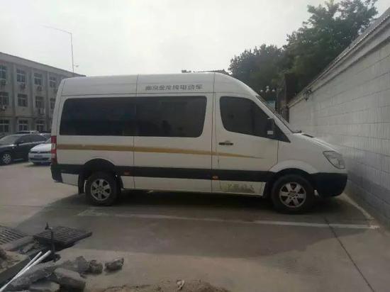 任香諭乘坐的校車。受訪者供圖