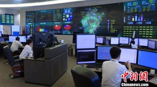 圖為國網(wǎng)浙江省電力公司調(diào)度中心。國網(wǎng)浙江省電力公司供圖