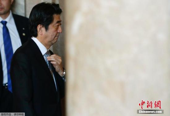 當地時間2015年1月26日，日本東京，第三屆安倍內閣成立后的首次例行國會即日本第189屆例行國會開幕。由于發(fā)生人質事件，政府的危機管理和外交安保政策等將成為重要焦點。