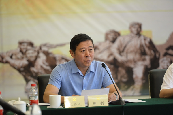 14座談會(huì)主持人、人民政協(xié)報(bào)社副總編輯原哲