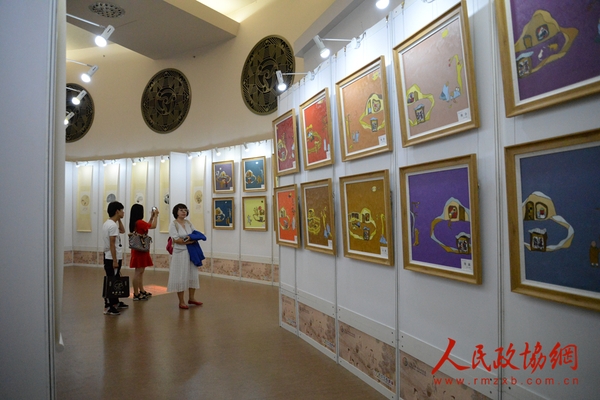 趙學(xué)敏、林帝浣、袁小樓二十四節(jié)氣詩(shī)書畫展現(xiàn)場(chǎng) (2)