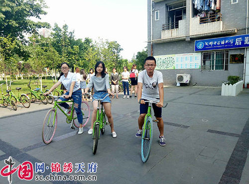 餓了自己開小灶！湖北高校食堂現(xiàn)“共享廚房”
