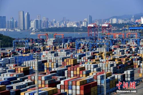 資料圖：廈門的集裝箱碼頭。王東明 攝
