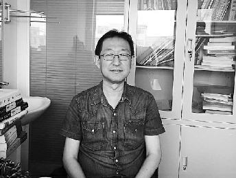 林健，北京大學(xué)第一醫(yī)院泌尿外科主任醫(yī)師。